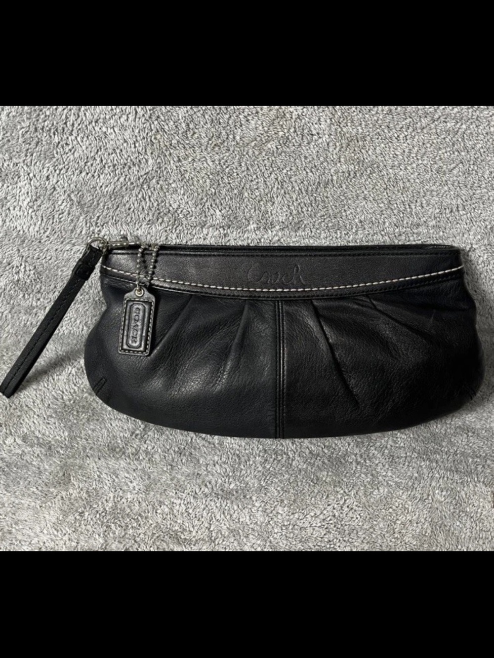 Vintage coach y2k Pleated Black Leather Wristlet Clutch Style Purse F13734